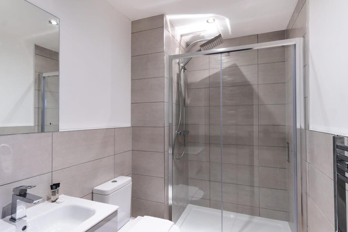 Stay Zeni, Alexandra Rise Manchester Smart Studio Bagian luar foto