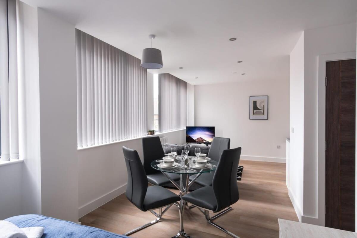 Stay Zeni, Alexandra Rise Manchester Smart Studio Bagian luar foto