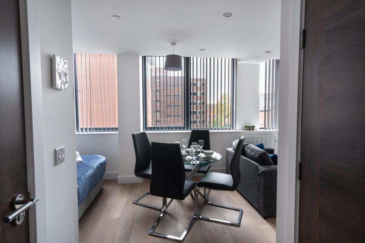 Stay Zeni, Alexandra Rise Manchester Smart Studio Bagian luar foto